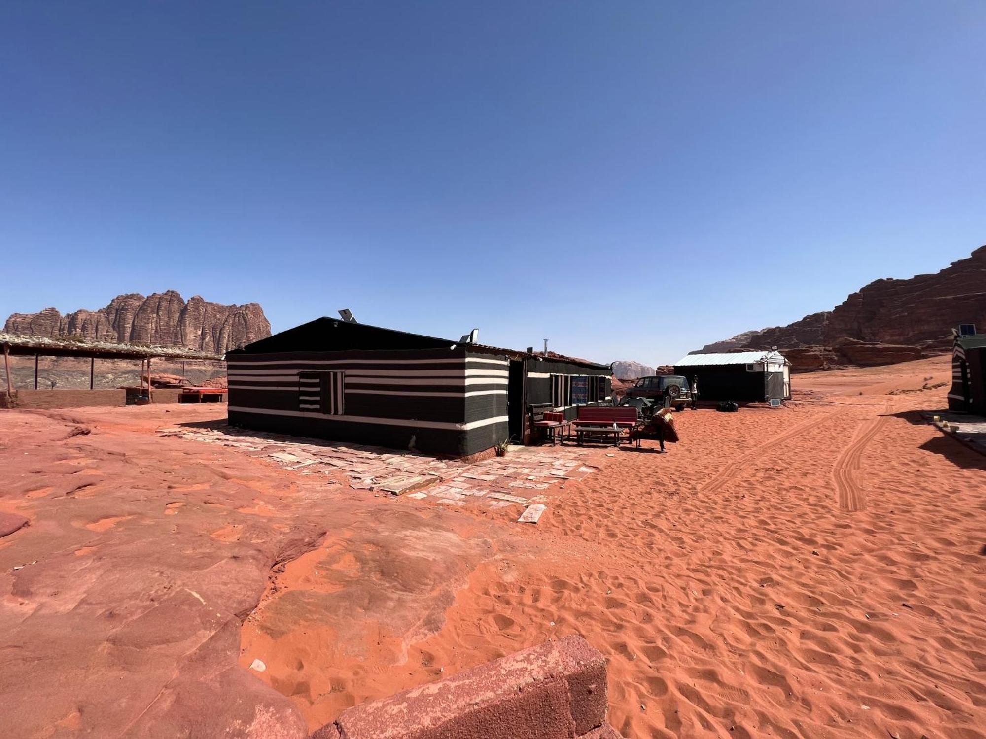 Art Camp Wadi Rum Buitenkant foto